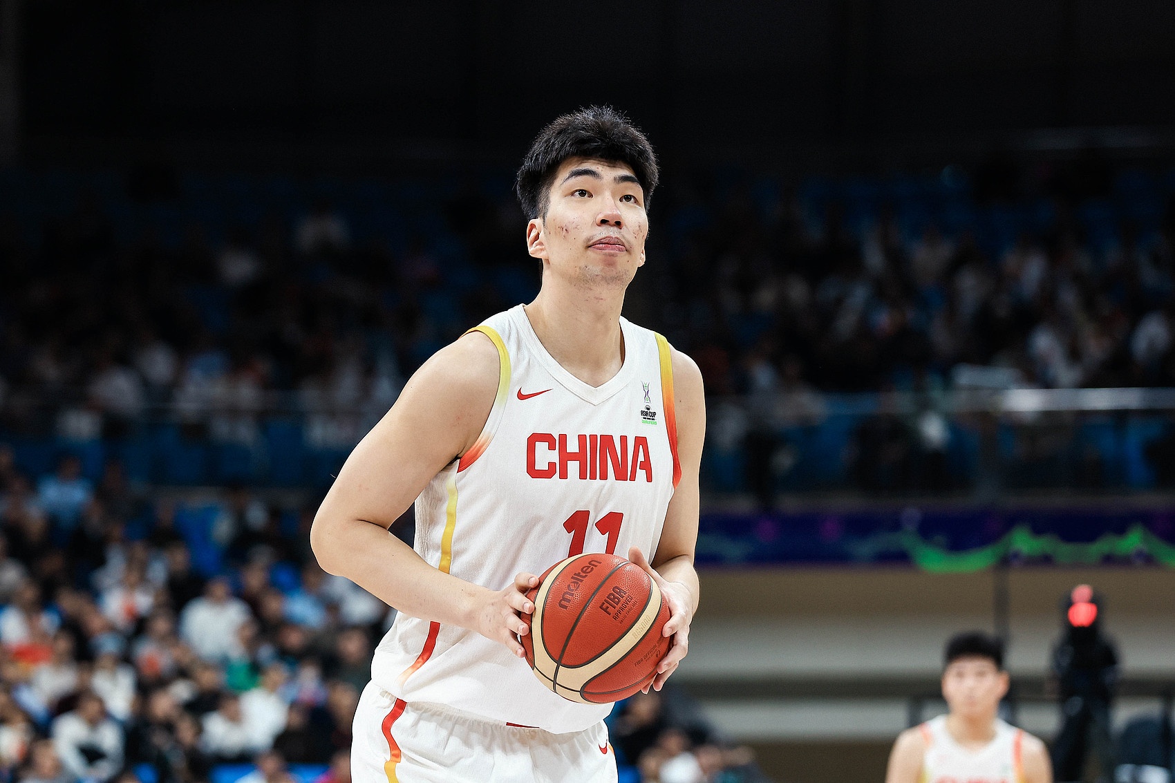乐鱼-媒体人：余嘉豪辗转3万里&amp;通过5次转机驰援中国男篮 担心影响状态